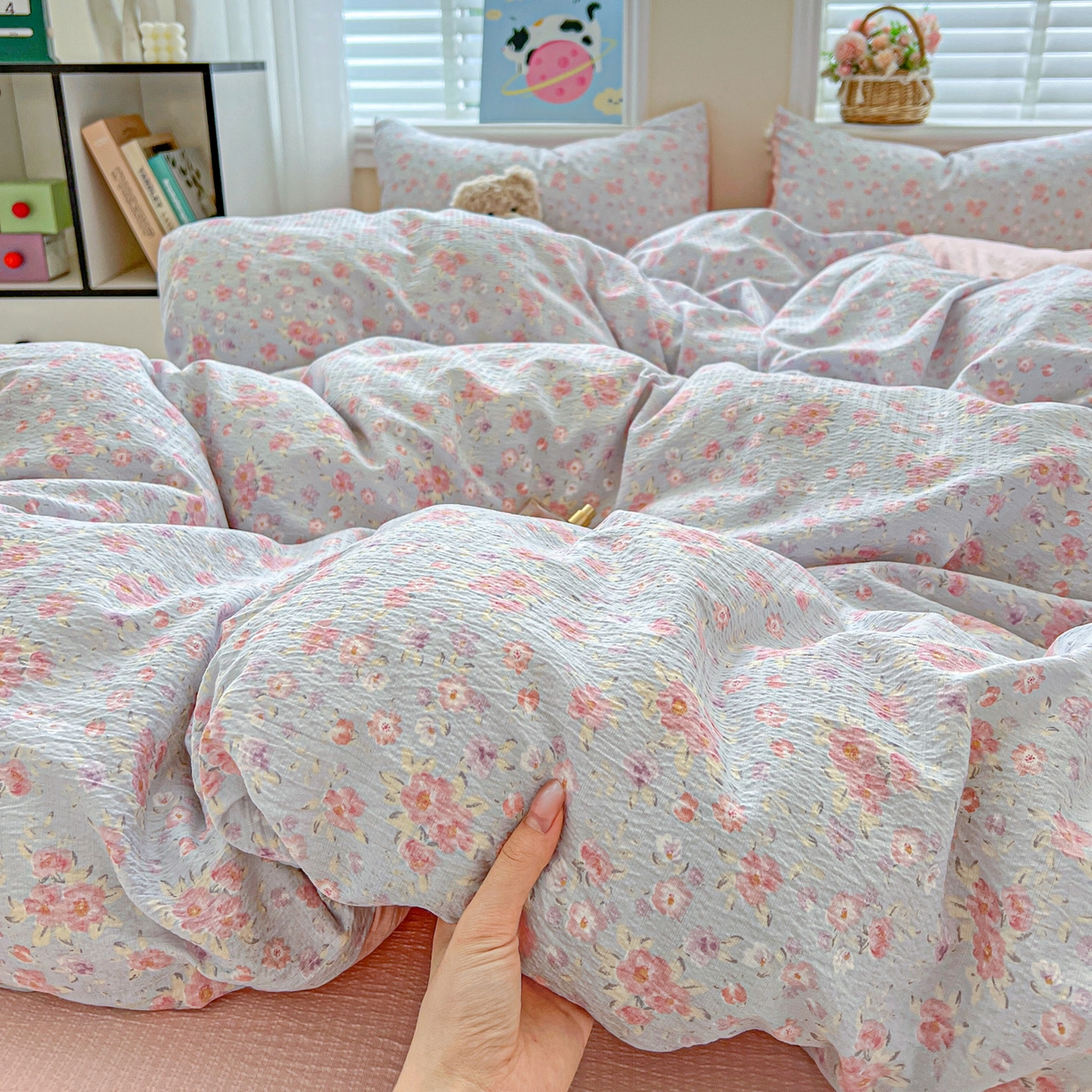 91家纺网 家纺一手货源 找家纺 （总）典曼家纺 2025新款云感皱皱双层纱四件套-简单款