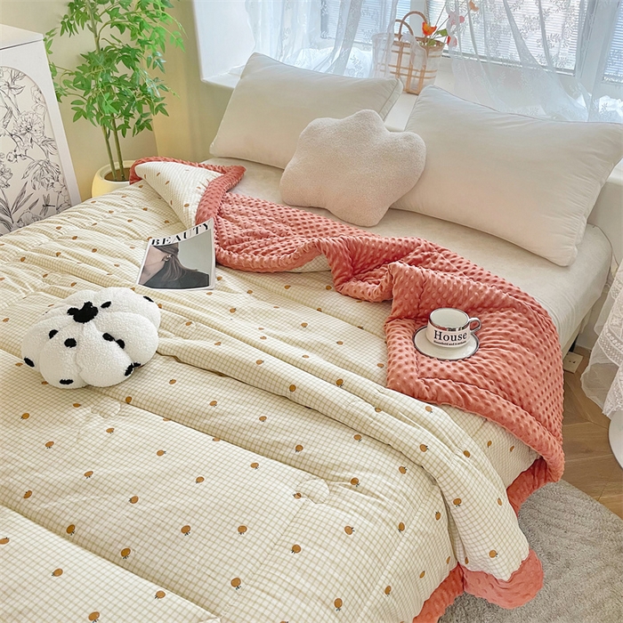 91家纺网 家纺一手货源 找家纺 芙绣2025新款A类全棉印花豆豆绒被空调被豆豆毯学生单品居家办公室 元气橙子