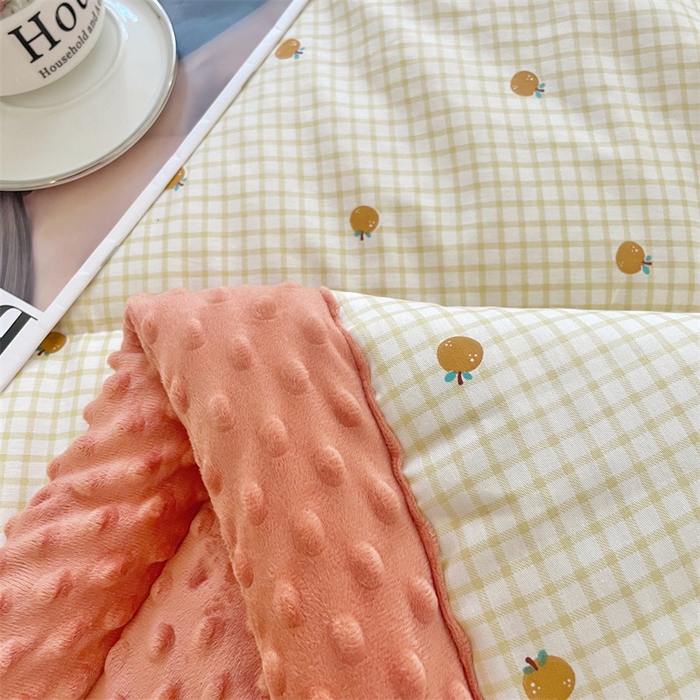 91家纺网 家纺一手货源 找家纺 芙绣2025新款A类全棉印花豆豆绒被空调被豆豆毯学生单品居家办公室 元气橙子
