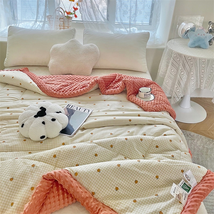 91家纺网 家纺一手货源 找家纺 芙绣2025新款A类全棉印花豆豆绒被空调被豆豆毯学生单品居家办公室 元气橙子