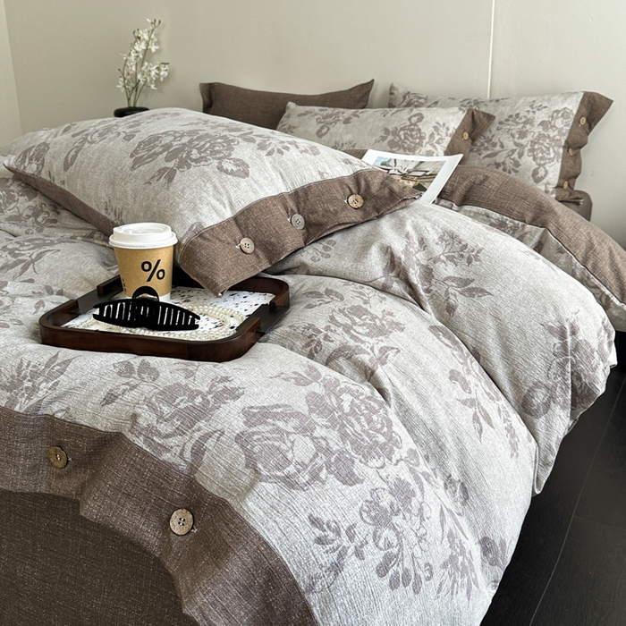 91家纺网 家纺一手货源 找家纺 漫仙阁家纺 2025秋冬新品加厚高克重复古风双层纱印花四件套 城堡花园