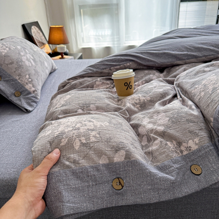 91家纺网 家纺一手货源 找家纺 漫仙阁家纺 2025秋冬新品加厚高克重复古风双层纱印花四件套 曼妙花园-灰