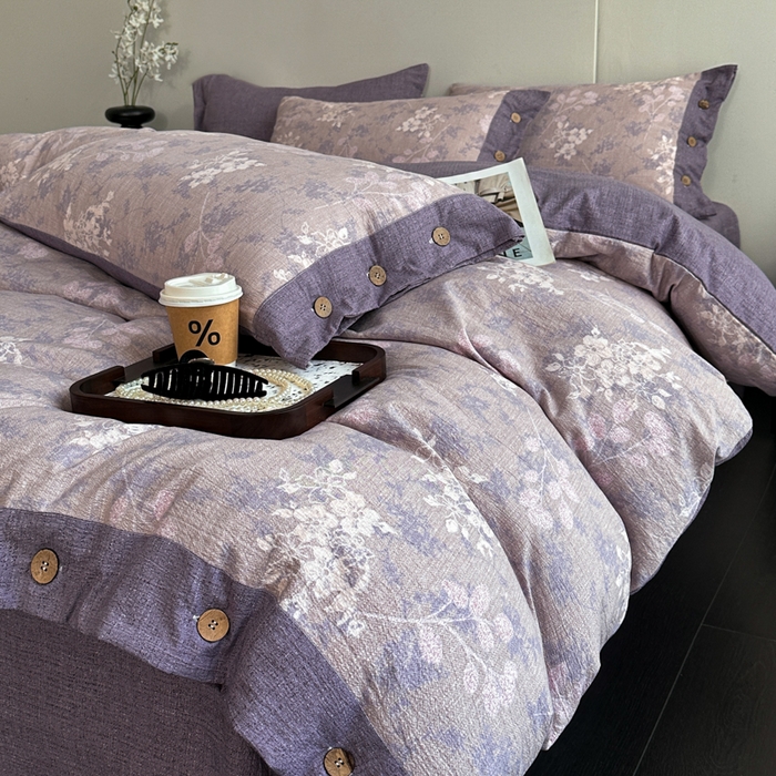91家纺网 家纺一手货源 找家纺 漫仙阁家纺 2025秋冬新品加厚高克重复古风双层纱印花四件套 曼妙花园-紫