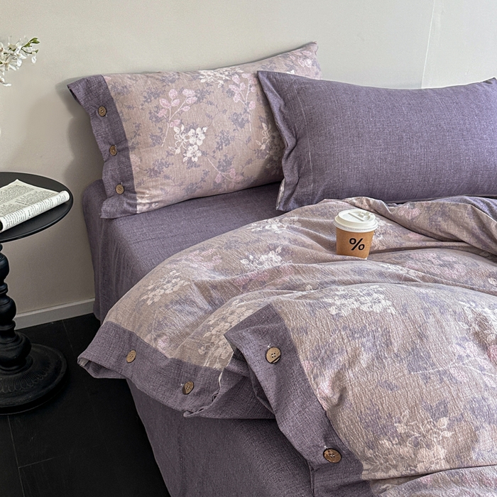 91家纺网 家纺一手货源 找家纺 漫仙阁家纺 2025秋冬新品加厚高克重复古风双层纱印花四件套 曼妙花园-紫