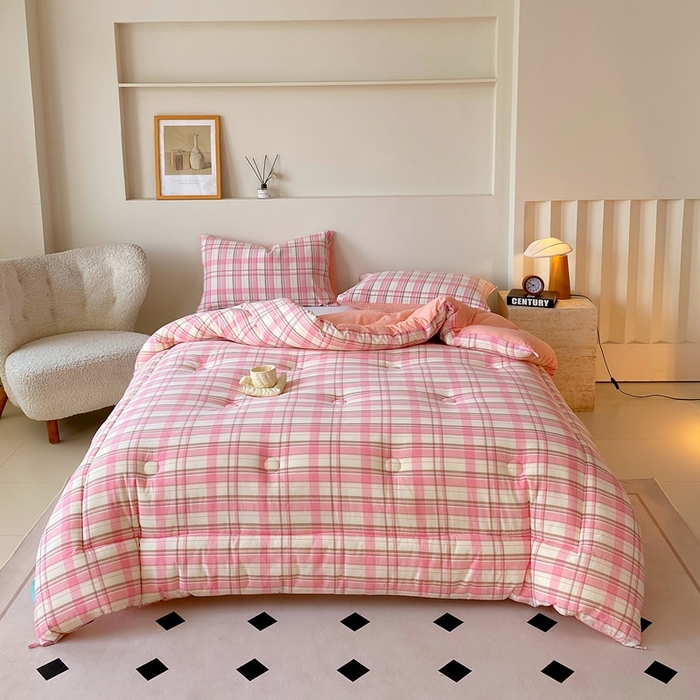 91家纺网 家纺一手货源 找家纺 宝士康家纺 2025新品10A抗菌无印风学生季春秋被/被芯/跨境/外贸 初春粉