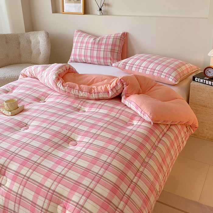 91家纺网 家纺一手货源 找家纺 宝士康家纺 2025新品10A抗菌无印风学生季春秋被/被芯/跨境/外贸 初春粉