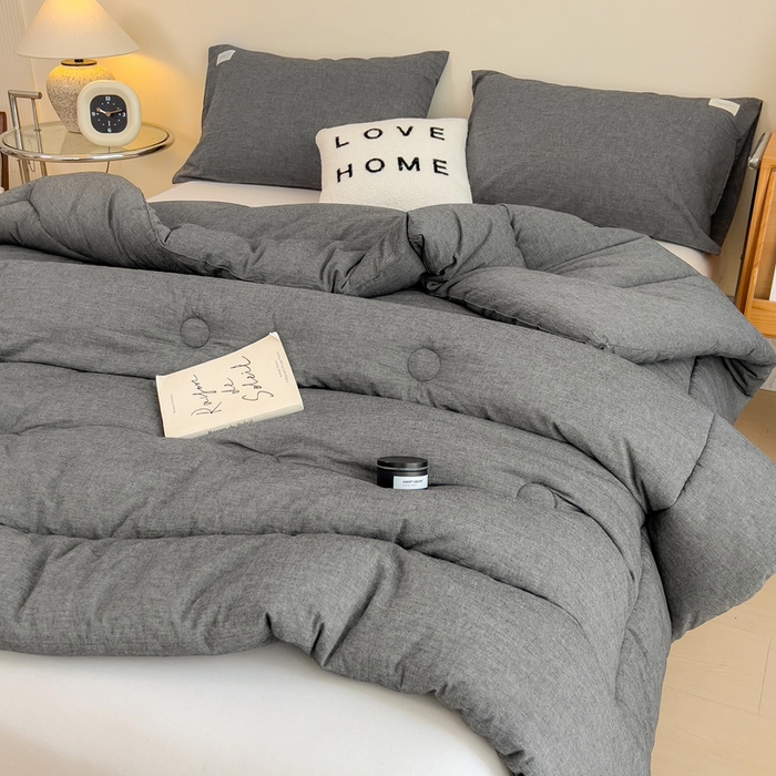 91家纺网 家纺一手货源 找家纺 宝士康家纺 2025新品10A抗菌无印风学生季春秋被/被芯/跨境/外贸 低调灰