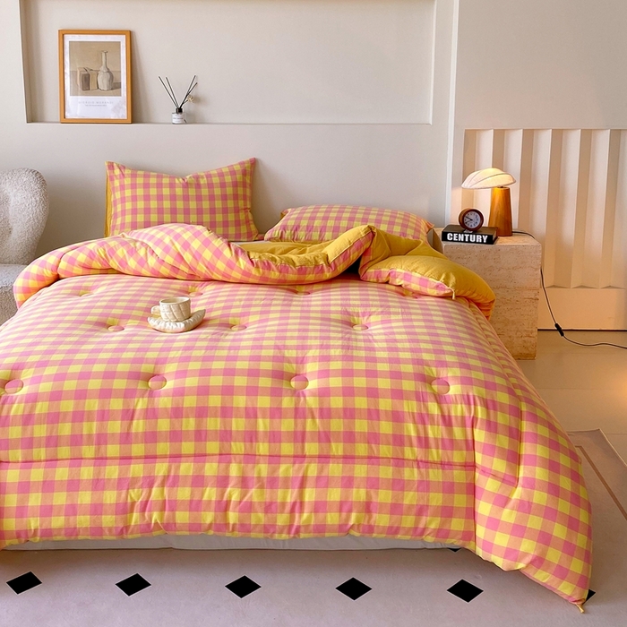 91家纺网 家纺一手货源 找家纺 宝士康家纺 2025新品10A抗菌无印风学生季春秋被/被芯/跨境/外贸 黄粉中格