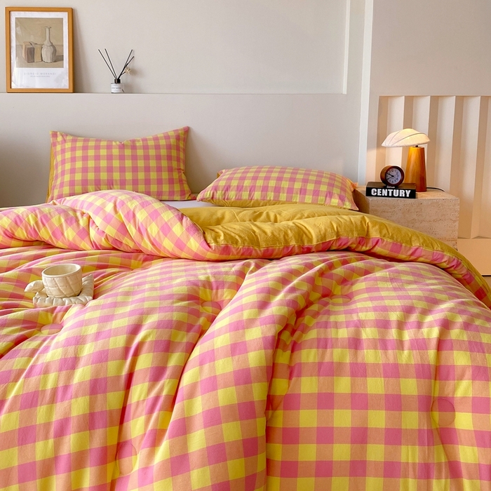 91家纺网 家纺一手货源 找家纺 宝士康家纺 2025新品10A抗菌无印风学生季春秋被/被芯/跨境/外贸 黄粉中格