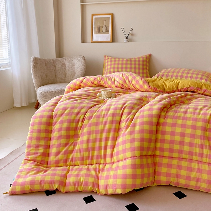 91家纺网 家纺一手货源 找家纺 宝士康家纺 2025新品10A抗菌无印风学生季春秋被/被芯/跨境/外贸 黄粉中格