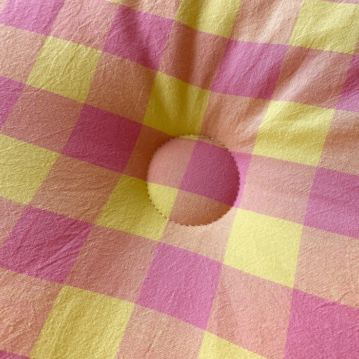 91家纺网 家纺一手货源 找家纺 宝士康家纺 2025新品10A抗菌无印风学生季春秋被/被芯/跨境/外贸 黄粉中格