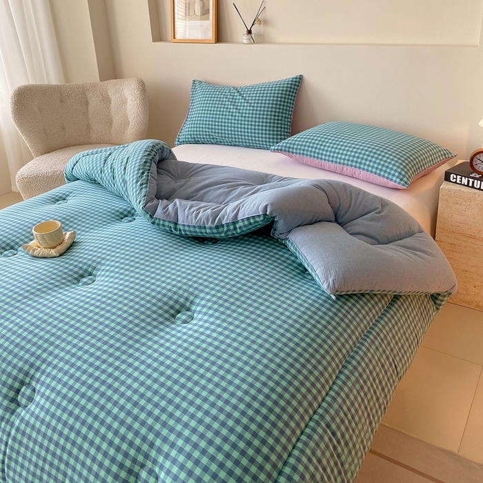 91家纺网 家纺一手货源 找家纺 宝士康家纺 2025新品10A抗菌无印风学生季春秋被/被芯/跨境/外贸 蓝绿小格