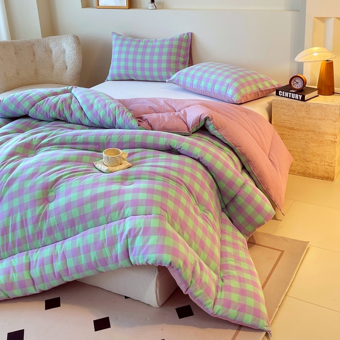 91家纺网 家纺一手货源 找家纺 宝士康家纺 2025新品10A抗菌无印风学生季春秋被/被芯/跨境/外贸 绿野中格