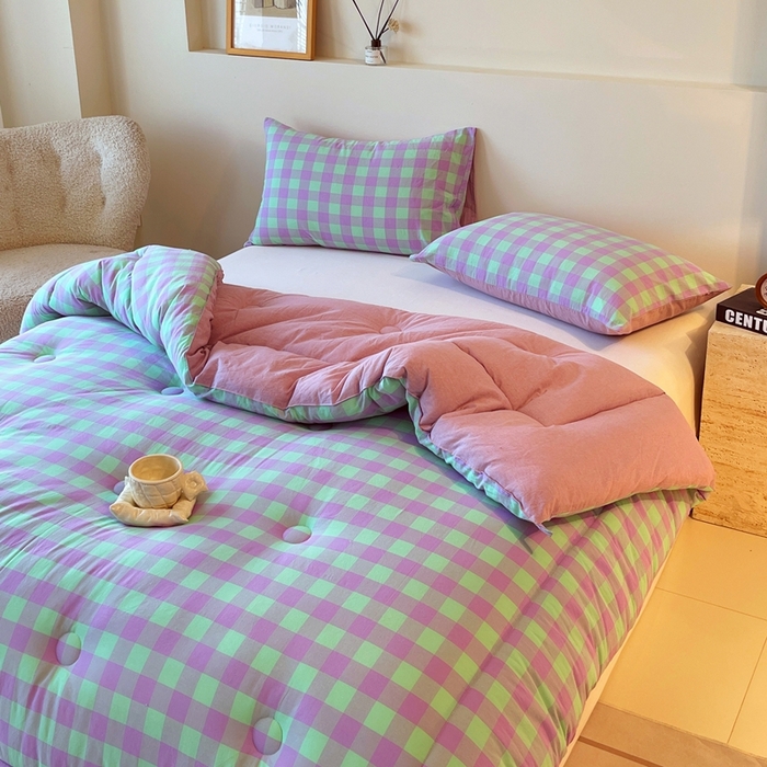 91家纺网 家纺一手货源 找家纺 宝士康家纺 2025新品10A抗菌无印风学生季春秋被/被芯/跨境/外贸 绿野中格