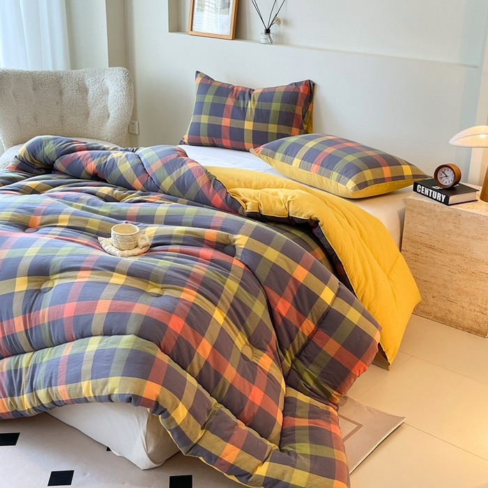 91家纺网 家纺一手货源 找家纺 宝士康家纺 2025新品10A抗菌无印风学生季春秋被/被芯/跨境/外贸 牛油果双拼