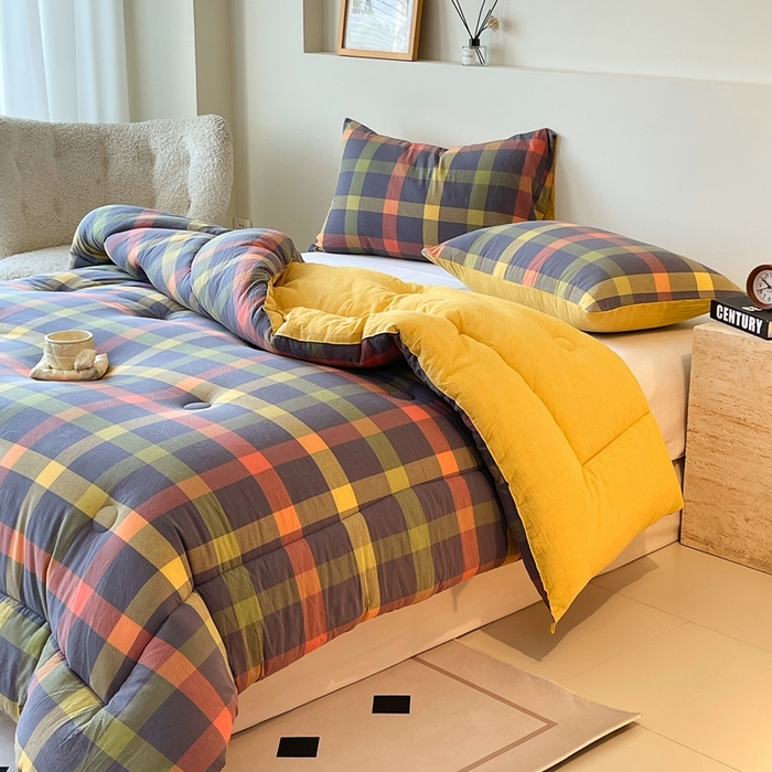 91家纺网 家纺一手货源 找家纺 宝士康家纺 2025新品10A抗菌无印风学生季春秋被/被芯/跨境/外贸 牛油果双拼