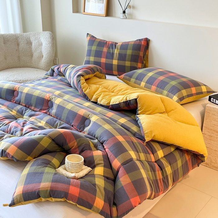 91家纺网 家纺一手货源 找家纺 宝士康家纺 2025新品10A抗菌无印风学生季春秋被/被芯/跨境/外贸 牛油果双拼