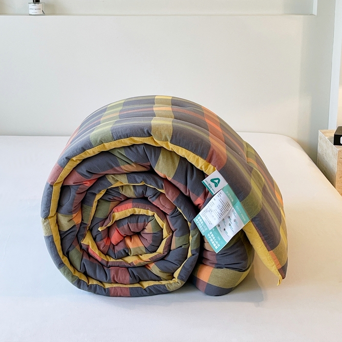 91家纺网 家纺一手货源 找家纺 宝士康家纺 2025新品10A抗菌无印风学生季春秋被/被芯/跨境/外贸 牛油果双拼