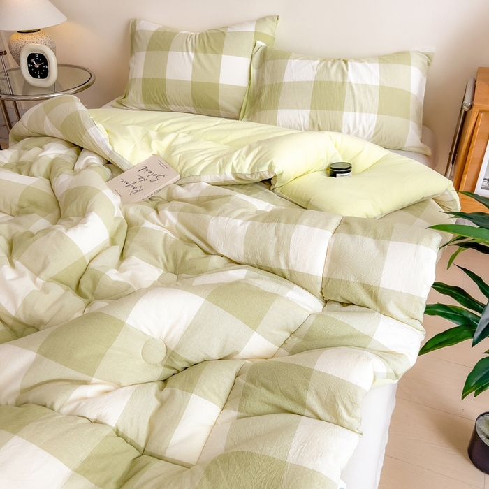 91家纺网 家纺一手货源 找家纺 宝士康家纺 2025新品10A抗菌无印风学生季春秋被/被芯/跨境/外贸 清雅中格