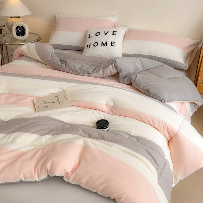 91家纺网 家纺一手货源 找家纺 宝士康家纺 2025新品10A抗菌无印风学生季春秋被/被芯/跨境/外贸 桃玉粉