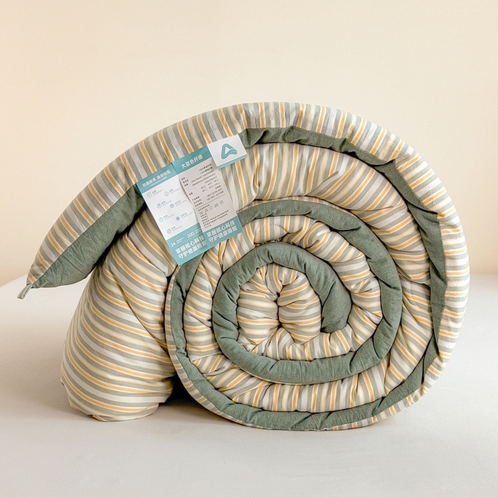 91家纺网 家纺一手货源 找家纺 宝士康家纺 2025新品10A抗菌无印风学生季春秋被/被芯/跨境/外贸 小绿条