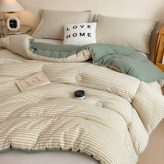 91家纺网 家纺一手货源 找家纺 宝士康家纺 2025新品10A抗菌无印风学生季春秋被/被芯/跨境/外贸 小绿条