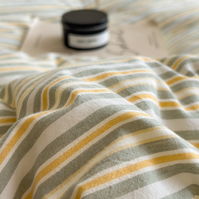 91家纺网 家纺一手货源 找家纺 宝士康家纺 2025新品10A抗菌无印风学生季春秋被/被芯/跨境/外贸 小绿条