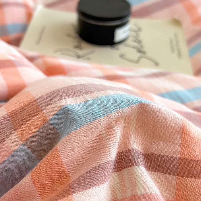 91家纺网 家纺一手货源 找家纺 宝士康家纺 2025新品10A抗菌无印风学生季春秋被/被芯/跨境/外贸 英伦粉