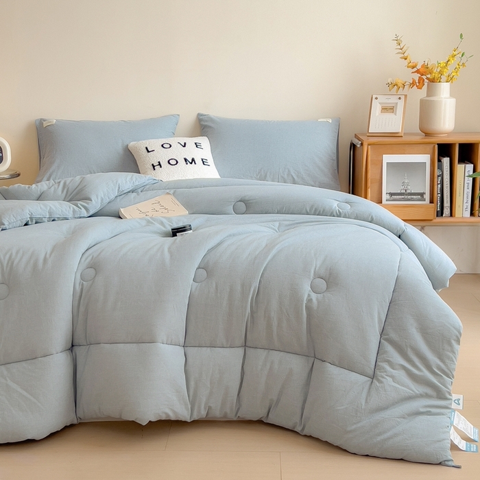 91家纺网 家纺一手货源 找家纺 宝士康家纺 2025新品10A抗菌无印风学生季春秋被/被芯/跨境/外贸 优雅蓝