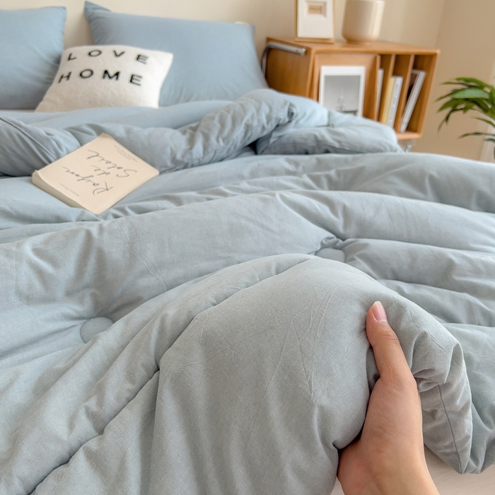 91家纺网 家纺一手货源 找家纺 宝士康家纺 2025新品10A抗菌无印风学生季春秋被/被芯/跨境/外贸 优雅蓝