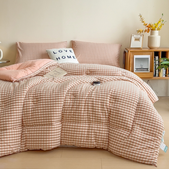 91家纺网 家纺一手货源 找家纺 宝士康家纺 2025新品10A抗菌无印风学生季春秋被/被芯/跨境/外贸 玉小格