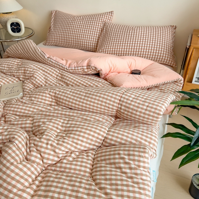 91家纺网 家纺一手货源 找家纺 宝士康家纺 2025新品10A抗菌无印风学生季春秋被/被芯/跨境/外贸 玉小格