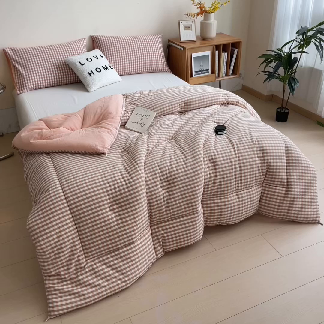 91家纺网 家纺一手货源 找家纺 宝士康家纺 2025新品10A抗菌无印风学生季春秋被/被芯/跨境/外贸 玉小格