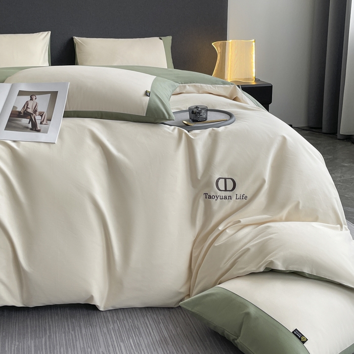 91家纺网 家纺一手货源 找家纺 桃园 长绒棉纯棉不掉毛磨毛四件套-莫兰迪 高端礼盒 莫兰迪-白绿色