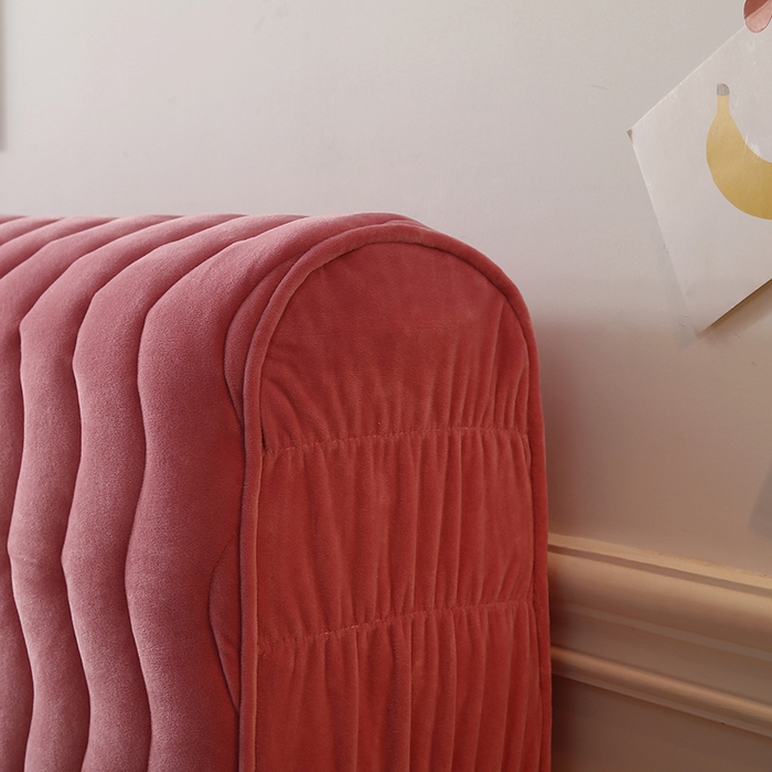 91家纺网 家纺一手货源 找家纺 怡源梦 2025新款亲肤舒适荷兰绒曲线床头罩 豆沙