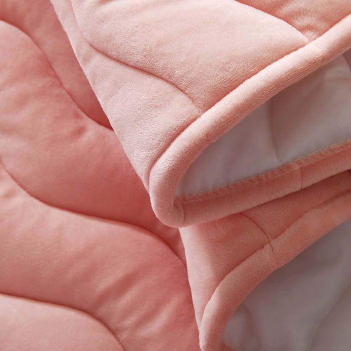 91家纺网 家纺一手货源 找家纺 怡源梦 2025新款亲肤舒适荷兰绒曲线床头罩 玉粉