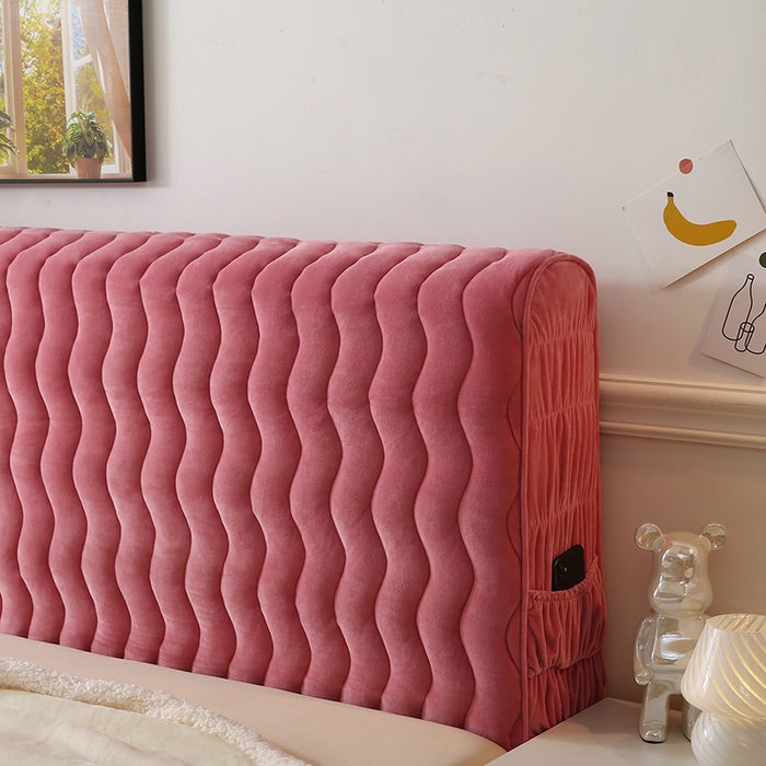 91家纺网 家纺一手货源 找家纺 怡源梦 2025新款亲肤舒适荷兰绒曲线床头罩 豆沙