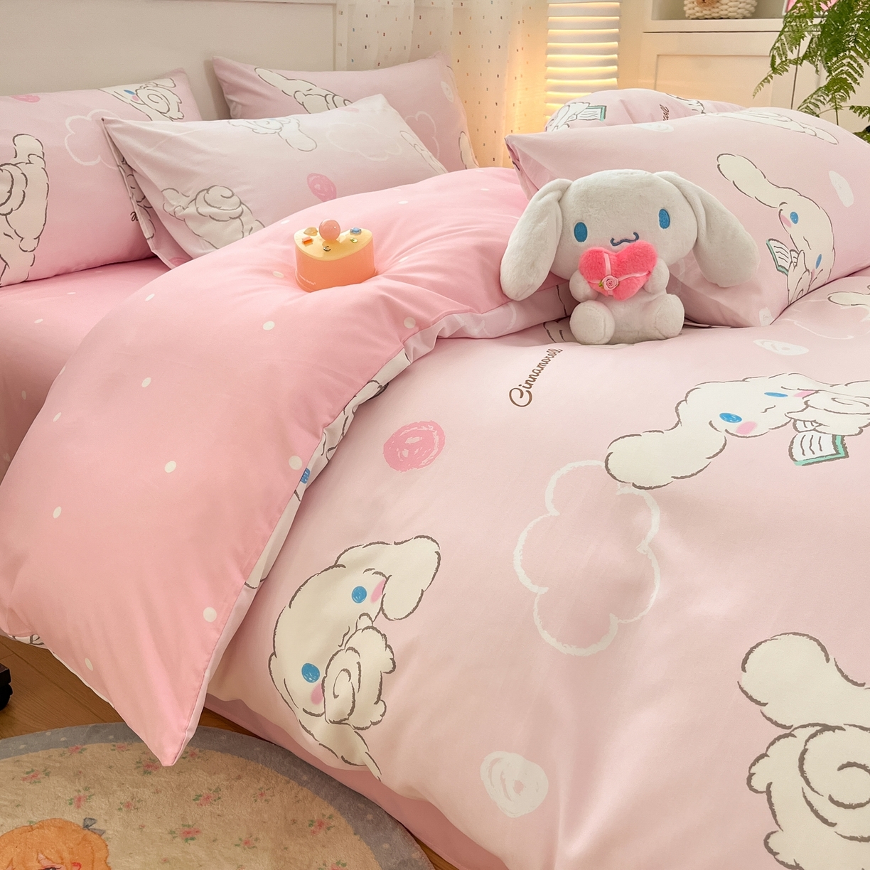 91家纺网 家纺一手货源 找家纺 海岛哥哥 2025学生季新款超柔云朵棉正版三丽鸥四件套第二批-大床图 三丽鸥-软萌玉桂狗粉