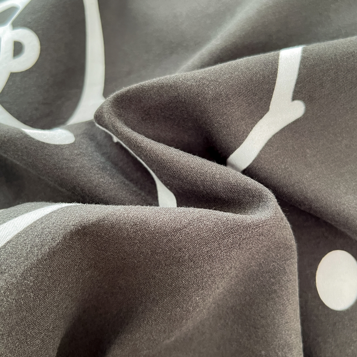 91家纺网 家纺一手货源 找家纺 海岛哥哥 2025学生季新款超柔云朵棉正版三丽鸥四件套第二批-大床图 三丽鸥-黑白kt