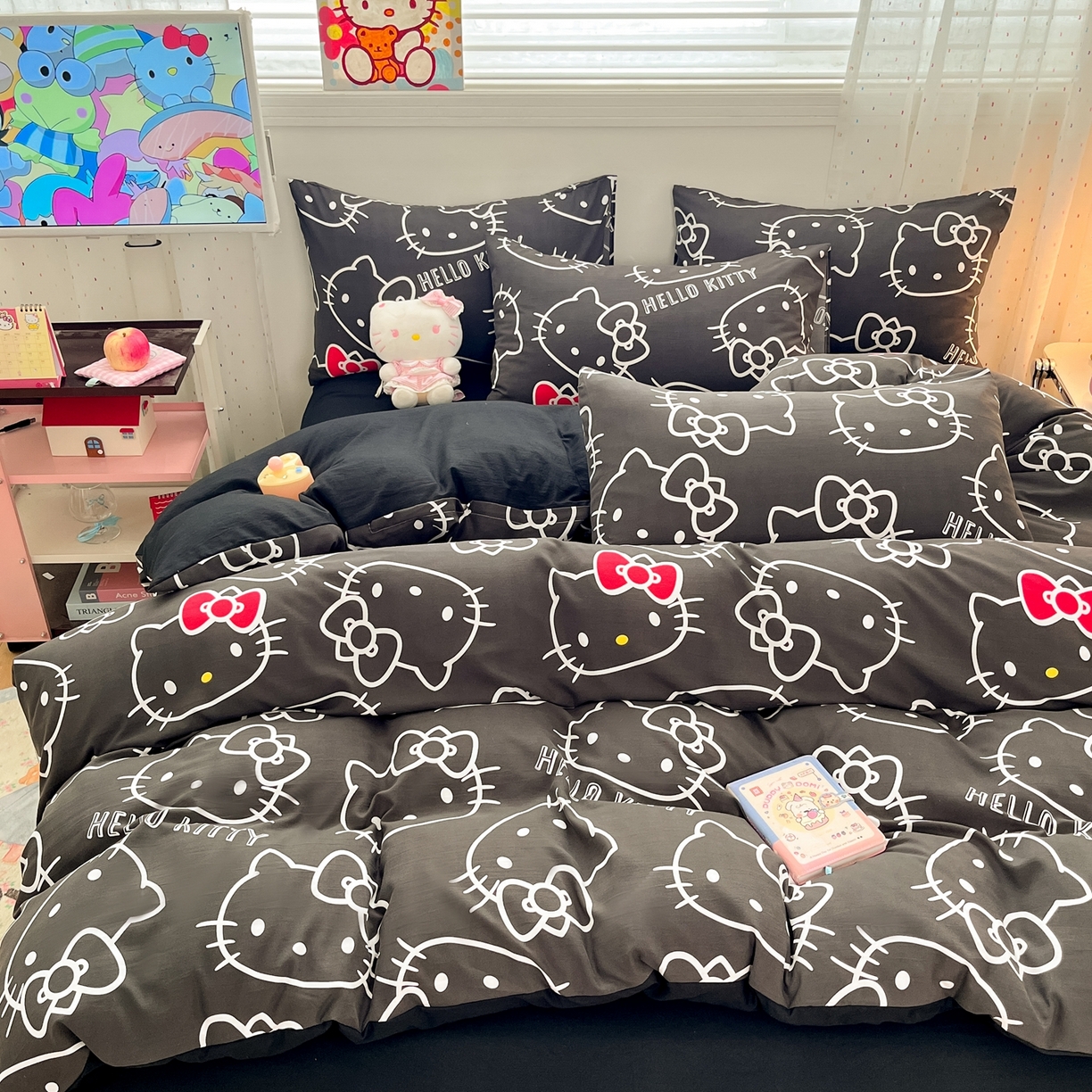 91家纺网 家纺一手货源 找家纺 海岛哥哥 2025学生季新款超柔云朵棉正版三丽鸥四件套第二批-大床图 三丽鸥-黑白kt