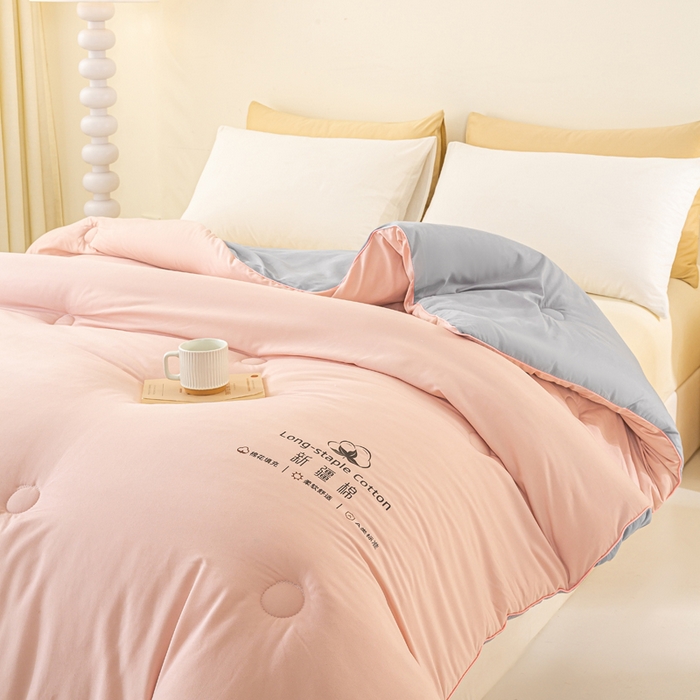 91家纺网 家纺一手货源 找家纺 梦初语 2025秋冬新款新疆长绒棉花被学生宿舍被子冬被棉絮空调被芯春秋棉被-直播热款 温馨粉