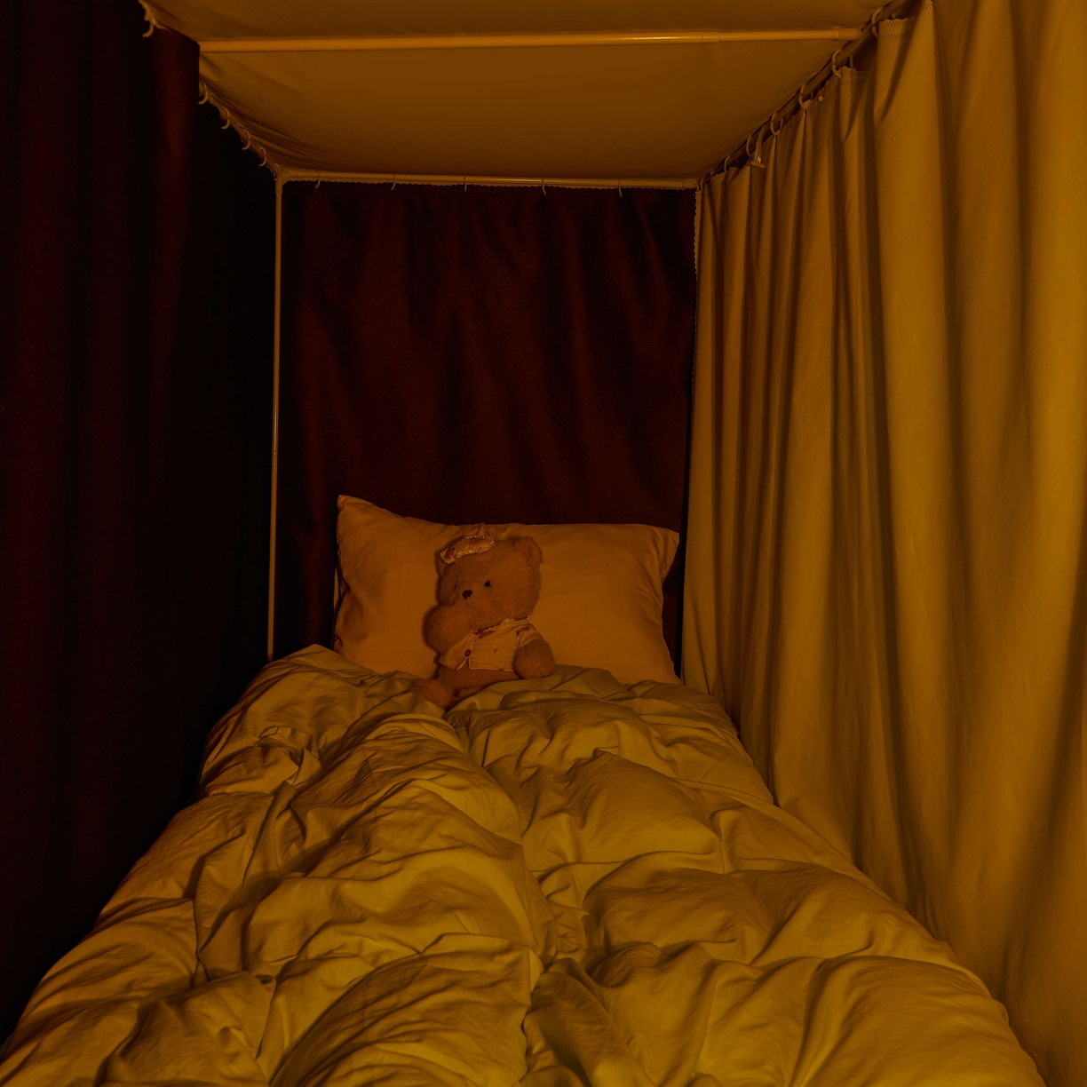 91家纺网 家纺一手货源 找家纺 卓尔居 2025新款强遮光学生宿舍上下铺遮光蚊帐床帘-遮光大师 小粉盒