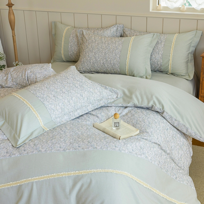 91家纺网 家纺一手货源 找家纺 （总）巧玲珑 2025新款织带花边工艺款四件套-初夏铃兰