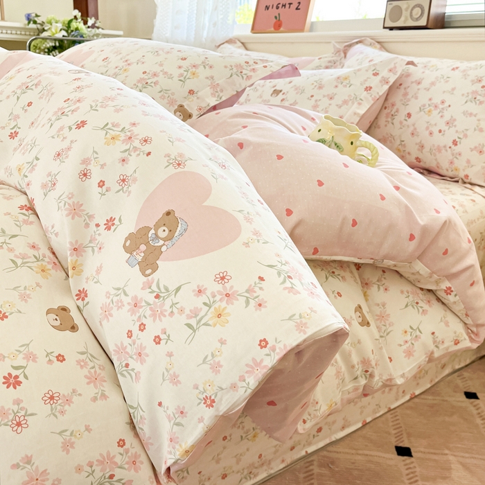 91家纺网 家纺一手货源 找家纺 花梦欣 2025新款全棉印花单品系列-单被套 旧书折痕粉