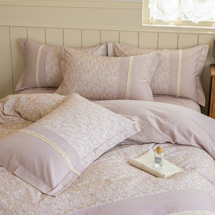 91家纺网 家纺一手货源 找家纺 巧玲珑 2025新款织带花边工艺款四件套-初夏铃兰 初夏铃兰-豆沙