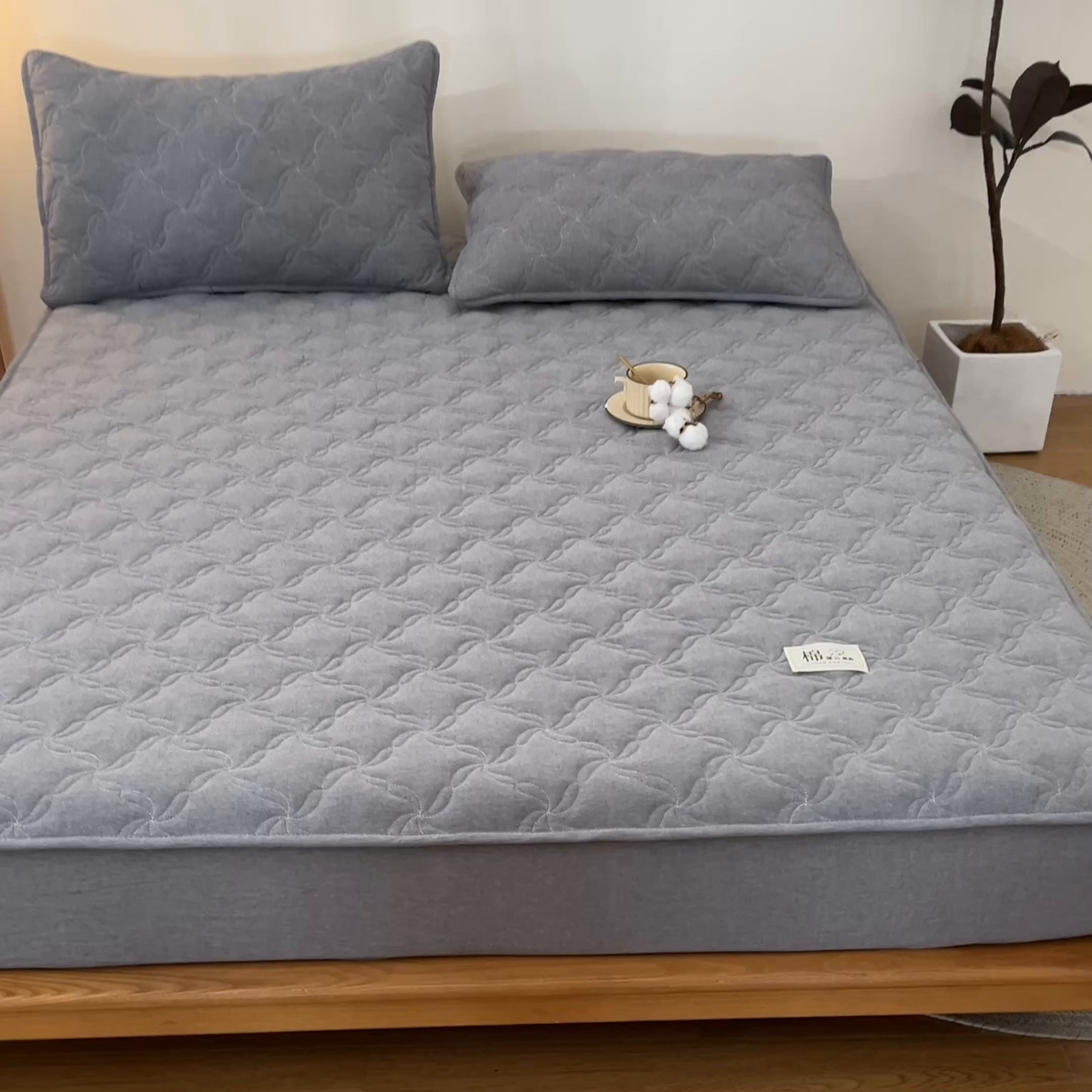 91家纺网 家纺一手货源 找家纺 萌飞 2025新款A类全棉纯棉色织抗菌夹棉床笠单床笠单品床笠单件床笠同款枕套一对 高级灰