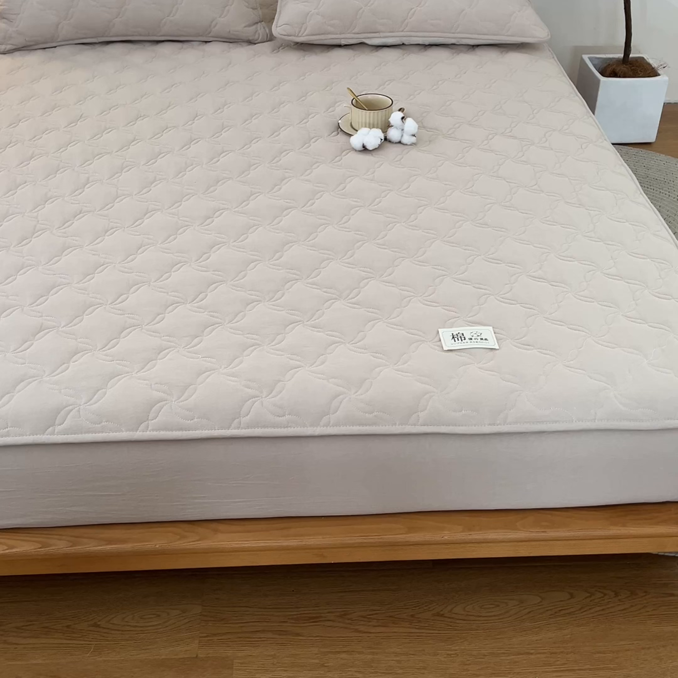 91家纺网 家纺一手货源 找家纺 萌飞 2025新款A类全棉纯棉色织抗菌夹棉床笠单床笠单品床笠单件床笠同款枕套一对 卡其色