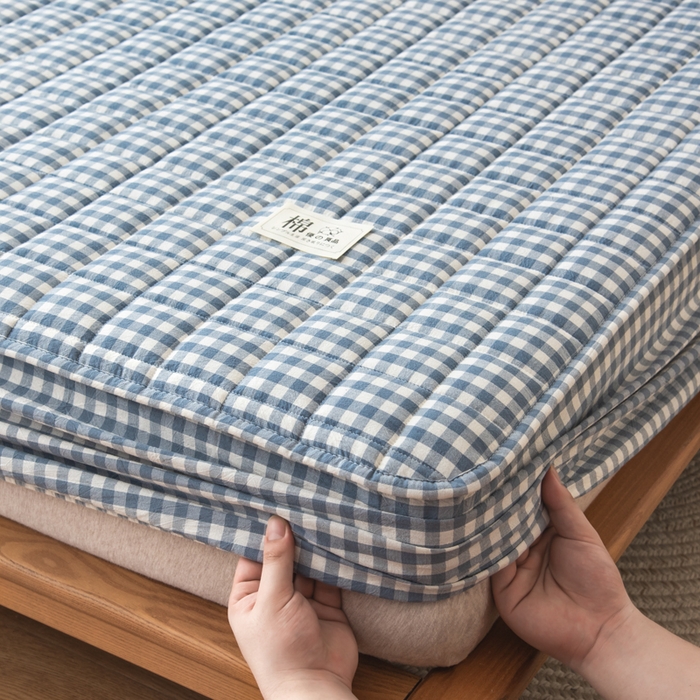 91家纺网 家纺一手货源 找家纺 萌飞 2025新款A类全棉纯棉色织抗菌夹棉床笠单床笠单品床笠单件床笠同款枕套一对 蓝小格