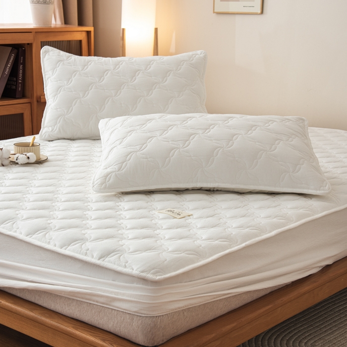 91家纺网 家纺一手货源 找家纺 萌飞 2025新款A类全棉纯棉色织抗菌夹棉床笠单床笠单品床笠单件床笠同款枕套一对 奶油白