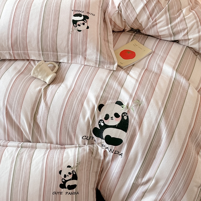 91家纺网 家纺一手货源 找家纺 帛美家纺 2025年新款全棉纯棉加厚绣花款磨毛四件套-萌小猫系列 萌小猫（彩条）